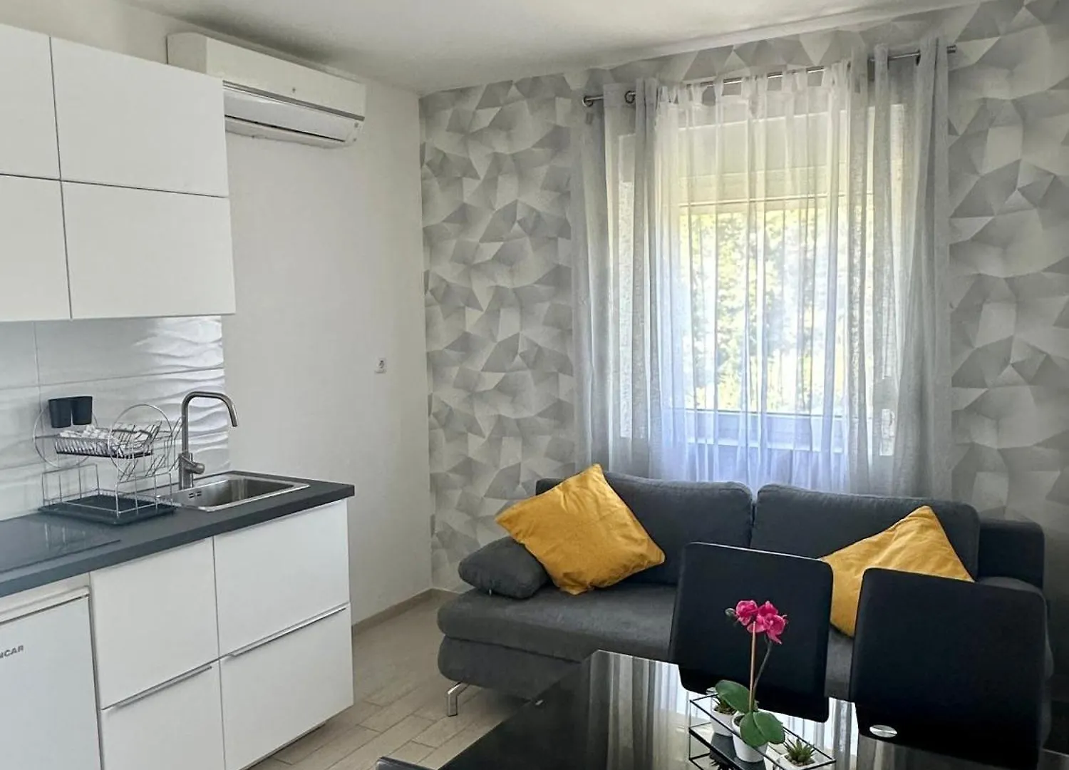 Resindenz Benni 4 Mit Beheitzem Grossem Pool Apartment Medulin
