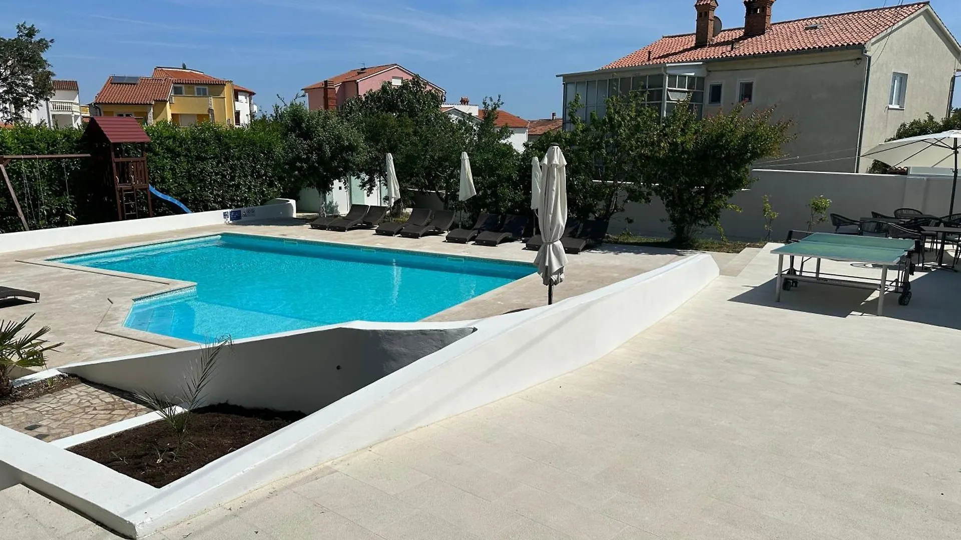 Resindenz Benni 4 Mit Beheitzem Grossem Pool Apartment Medulin Croatia